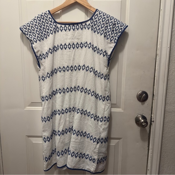 Super cute J. Marie Blue and White Geometric Embroidered Mini Dress - Picture 5 of 5